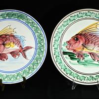 Caltagirone – Coppia grandi piatti decoro marino