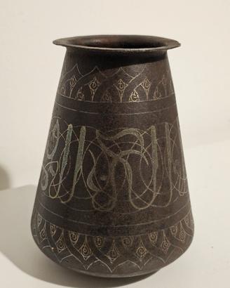 Vaso antico lavorato a Koftgari Arte indo-persiana