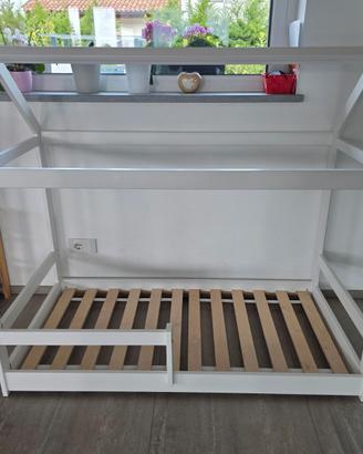 lettino bambino con doghe, materasso e piumoni