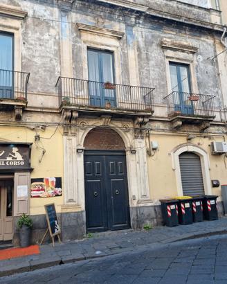 Giarre(C.so Italia) amatoriale palazzetto singolo