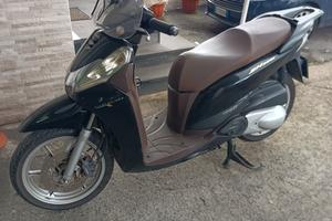 Honda sh 300