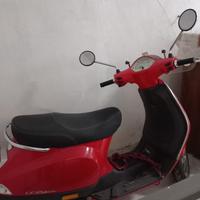 Piaggio Vespa 100 - 2010