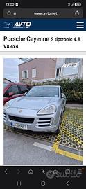 Auto suv