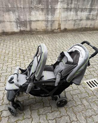Passeggino gemellare