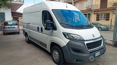 Peugeot boxer.. motore 2.2 HDI 110 cv km 178.000