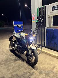 Honda CB125 R 2023