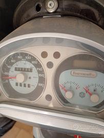 Beverly 500 