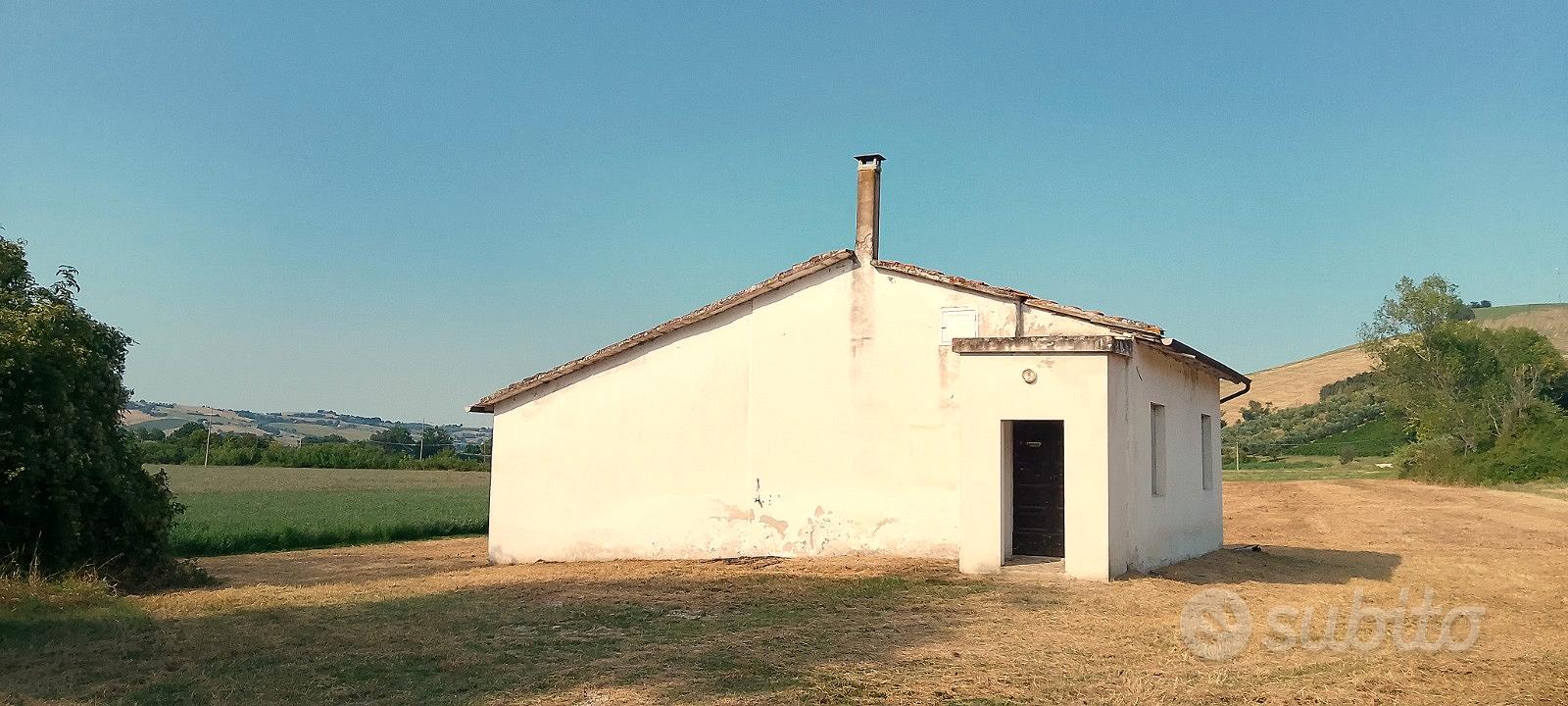 CASA di CAMPAGNA con 6.200 mq di TERRENO AGRICOLO - Vista 2