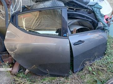 ricambi lancia ypsilon