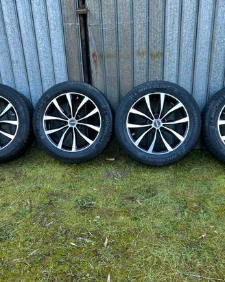 4 ruote in lega invernali rav4 2016 235/55/18