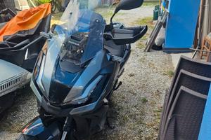 adv 350 accessoriato