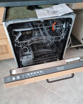 lavastoviglie hotpoint ariston 