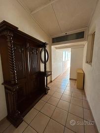 originale appendi abiti  € 100