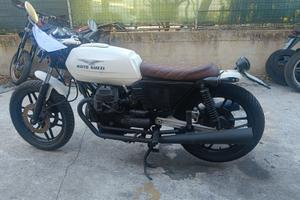 Moto Guzzi V35 Cafè Racer