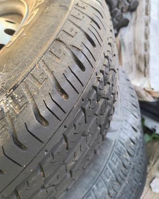 Cerchi Ford 16 e gomme 