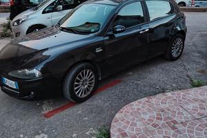 alfa 147 t. spark 1.6.benzina