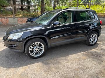 Volkswagen Tiguan 2.0 TDI DPF 4MOTION Sport & Styl