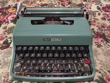 macchina da scrivere Olivetti Lettera 32