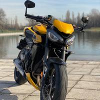 Triumph Street Triple - 2024