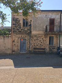 Casa indipendente da ristrutturare a Tadasuni