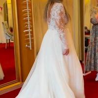 Splendido abito da sposa Pronovias