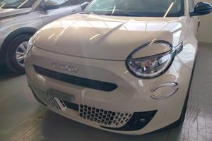 FIAT 600 Hybrid 110 CV DCT MHEV La Prima km0
