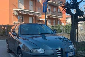 Alfa Romeo 147