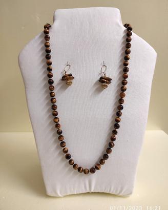 Collana e orecchini occhio di tigre