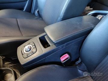 Poggia braccio RENAULT SCENIC del 2013