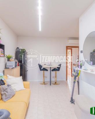 BILOCALE CON BALCONE
