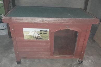 Casa in legno per cane