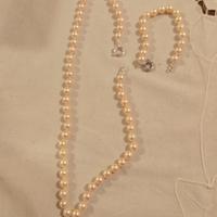 collana e bracciale in perle