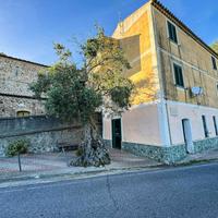 4 LOCALI A BELMONTE CALABRO