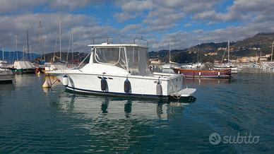 LUHRS 30 T-TOP NATANTE -VALUIAMO PERMUTA