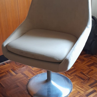 Poltroncina vintage girevole tessuto e acciaio