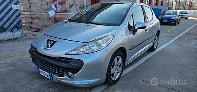 Peugeot 207 2009