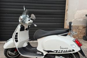 Vespa GTS 300 Super  2019