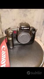 Corpo macchina Canon EOS 5 analogica