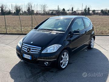 Mercedes-benz A 160 Coupé Special Edition NEOPATEN