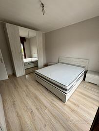 Camere matrimoniali complete