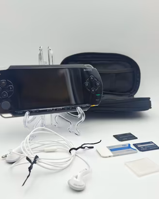 Sony PSP 1004 (Fat) + Accessori Originali FUNZIONA