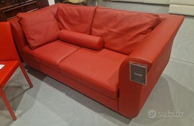 Divano Altrenotti pelle fiore rossa 3 cuscini