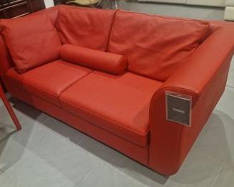 Divano Altrenotti pelle fiore rossa 3 cuscini