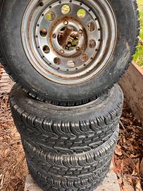 Cerchioni con pneumatici Marzi Offroad 195/80 R15
