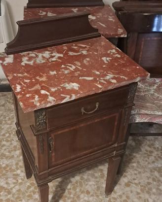 Comodino anni 1910-20 stile Umbertino