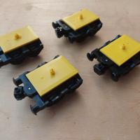 LEGO TRENO - 4 CARRELLI PER VAGONI CON MAGNETE