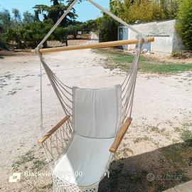 2 amache  +una poltrona a dondolo 