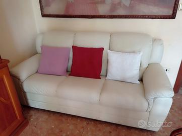 divano in pelle