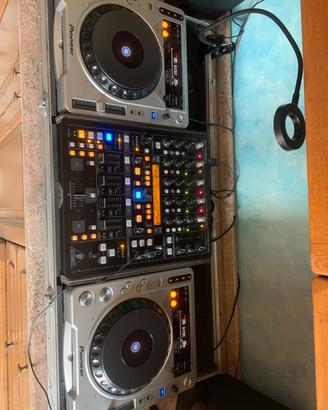 Console Dj completa Pioneer e Behringer