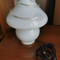 lampada in vetro vintage
